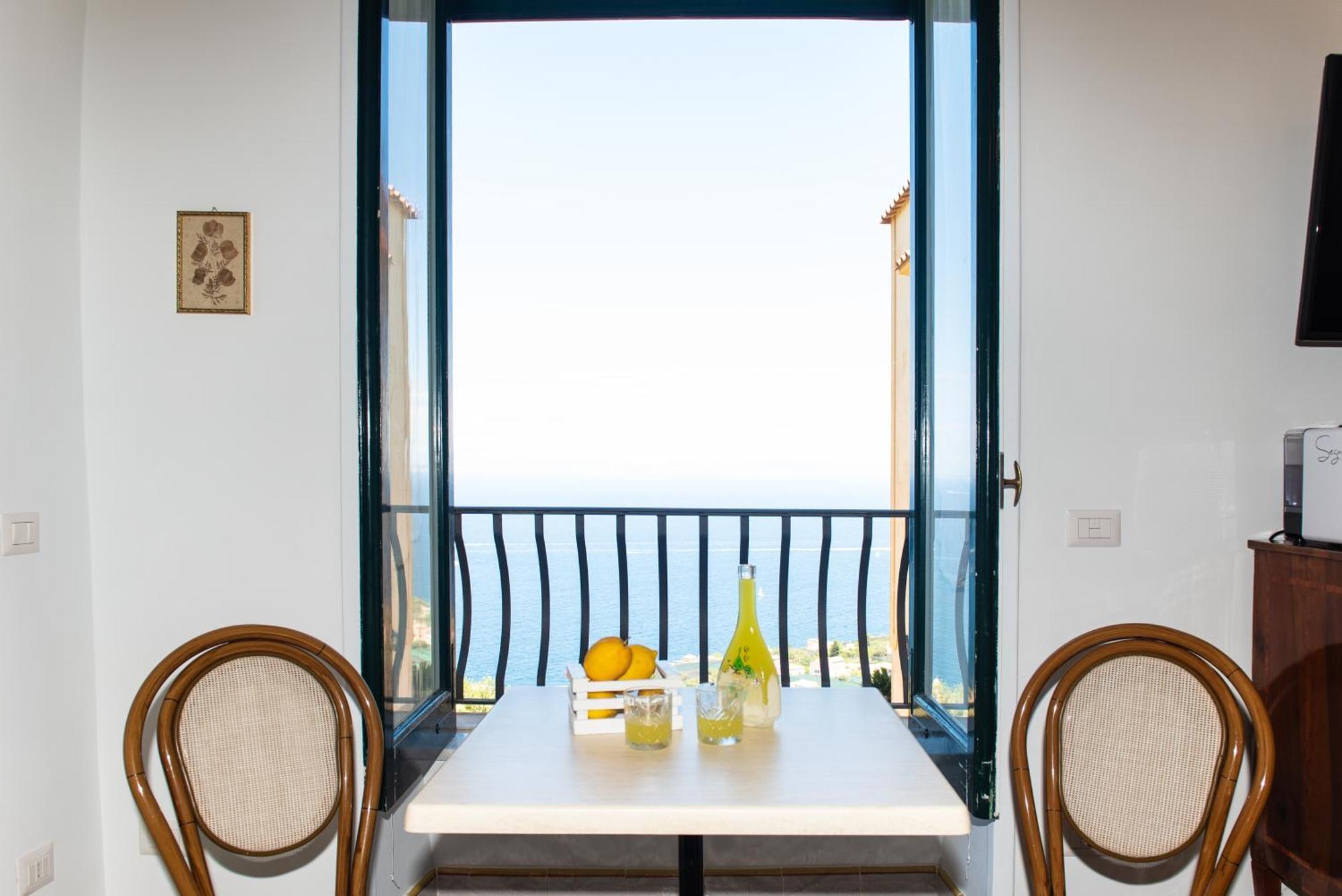 Torre Elisabetta Rooms Massa Lubrense Exterior photo
